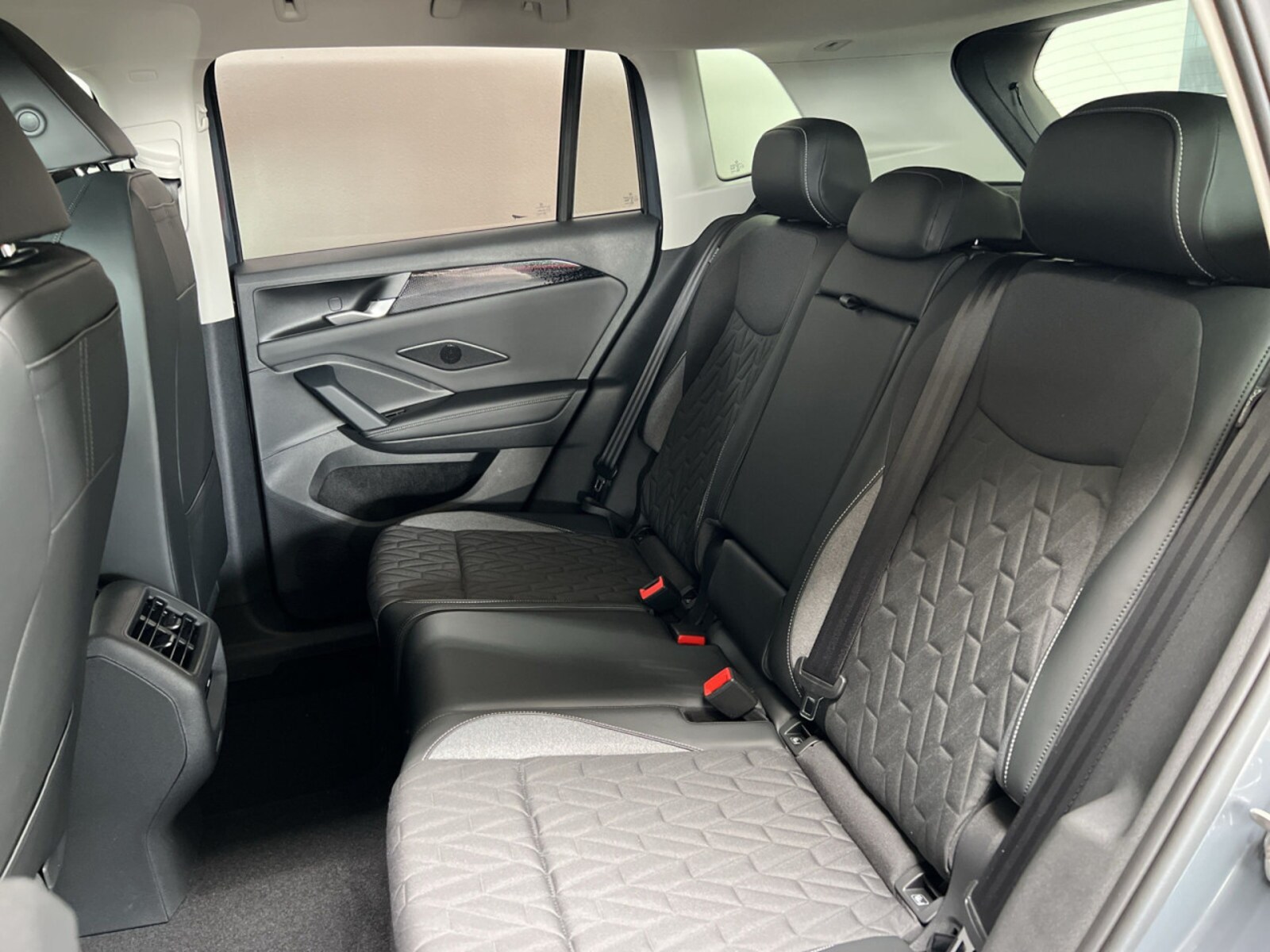 Volkswagen Tiguan – Bild 7