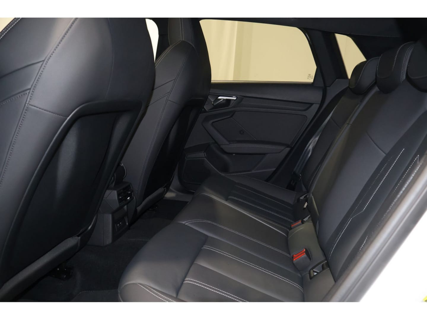 Bild über Audi A3 Sportback S line 35 TDI S tronic - für weitere Informationen kontaktieren Sie den Audi Partner