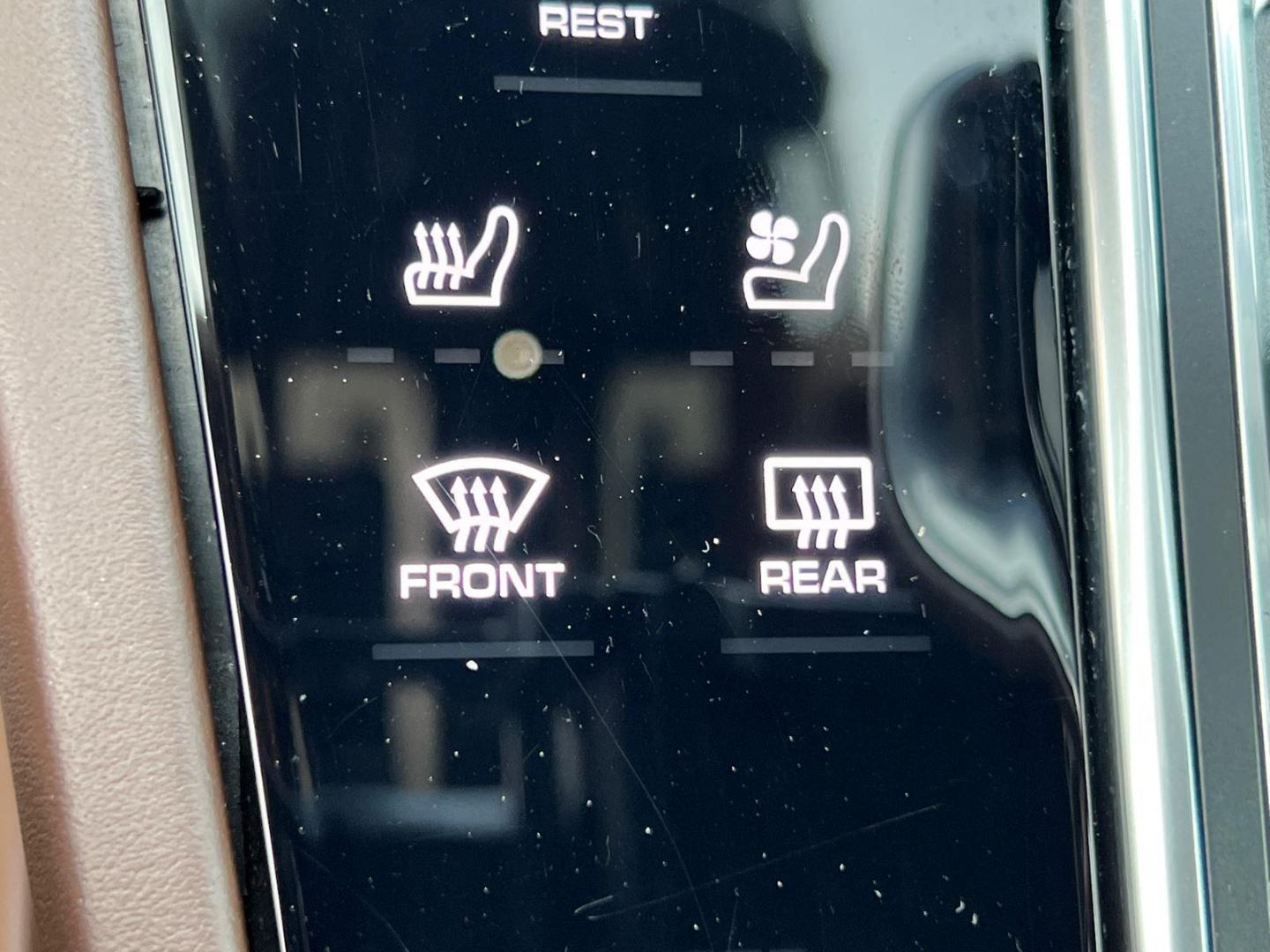 View 32