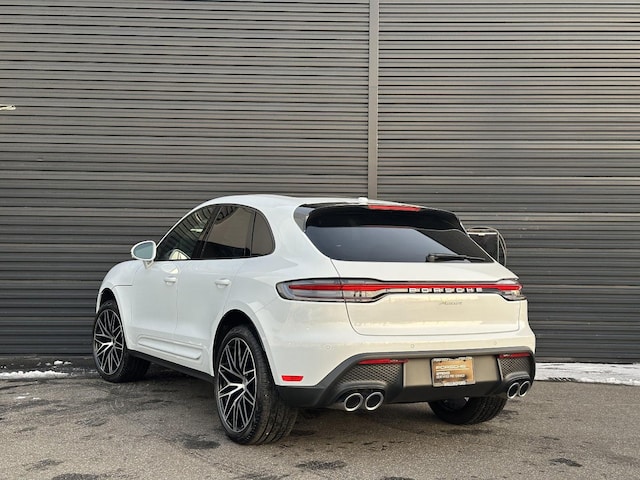 2025 Porsche Macan