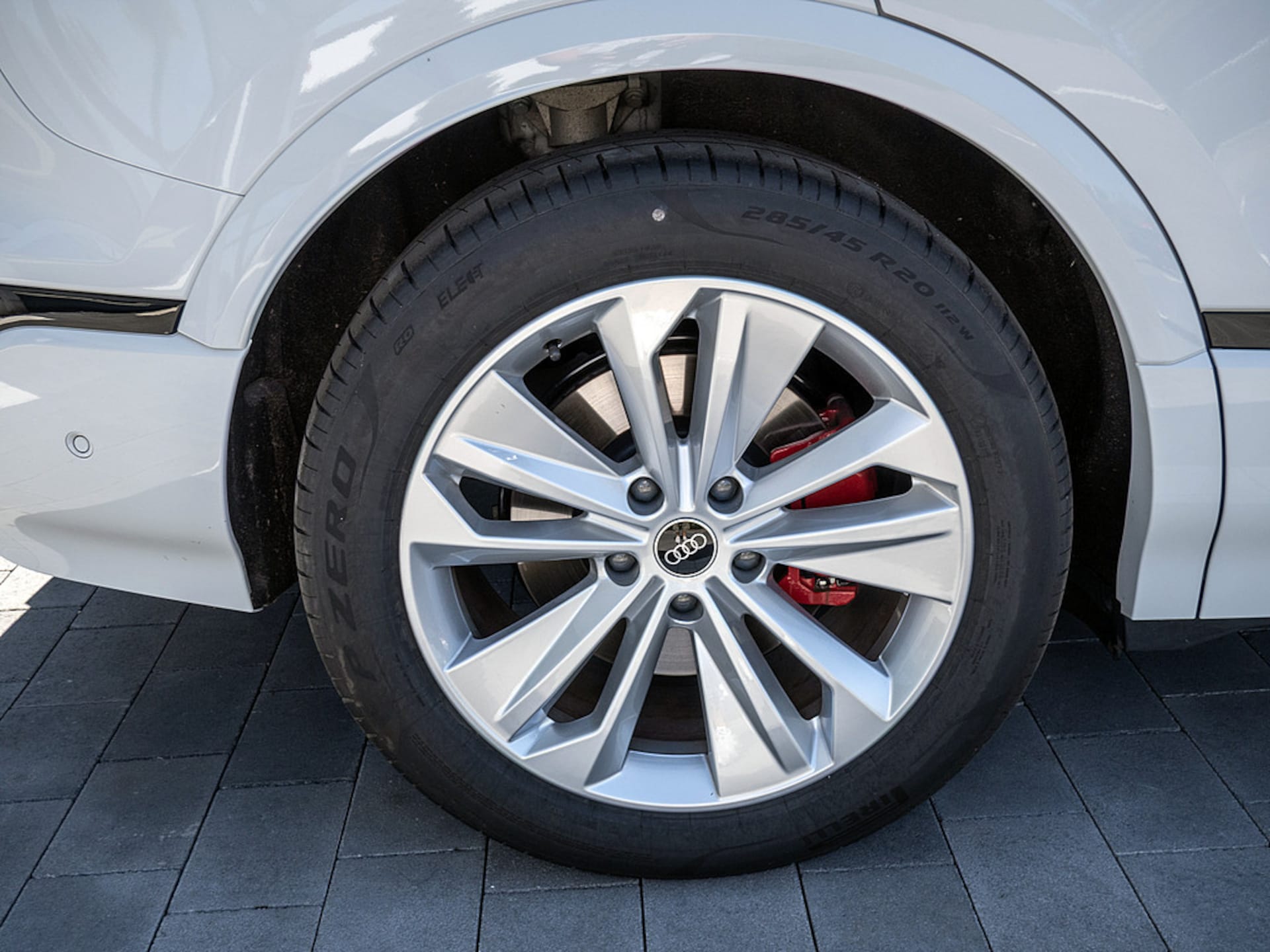 Audi Q6 SUV e-tron