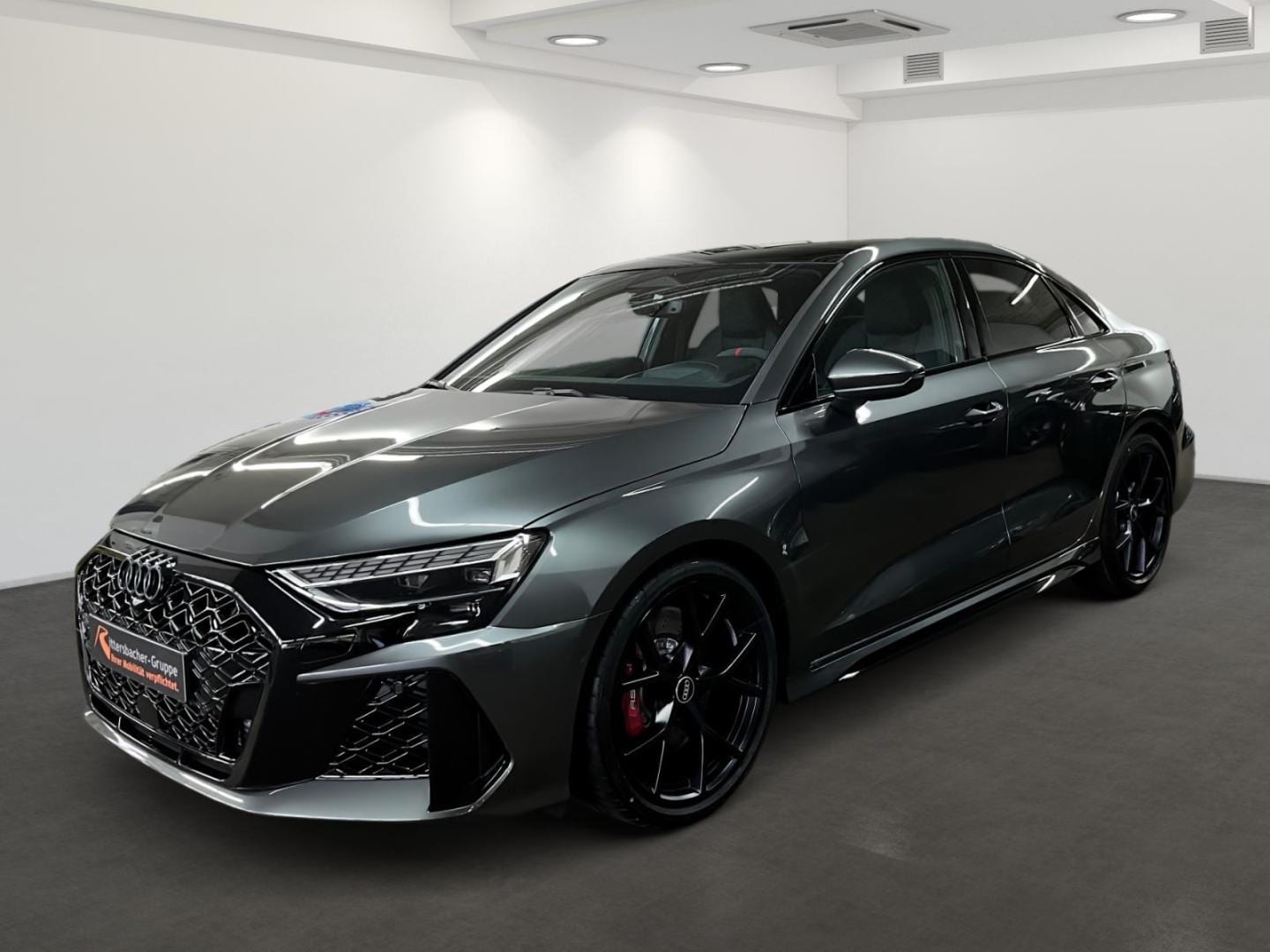 Bild über Audi RS 3 Limousine TFSI quattro 294 kW S tronic - für weitere Informationen kontaktieren Sie den Audi Partner