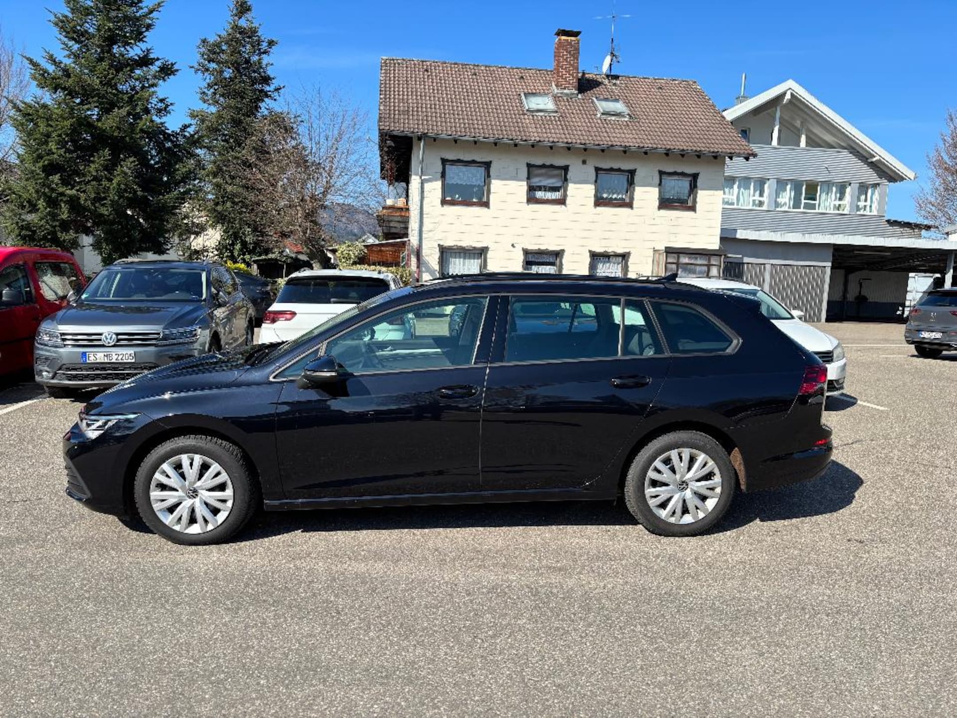 Volkswagen Golf Variant Life