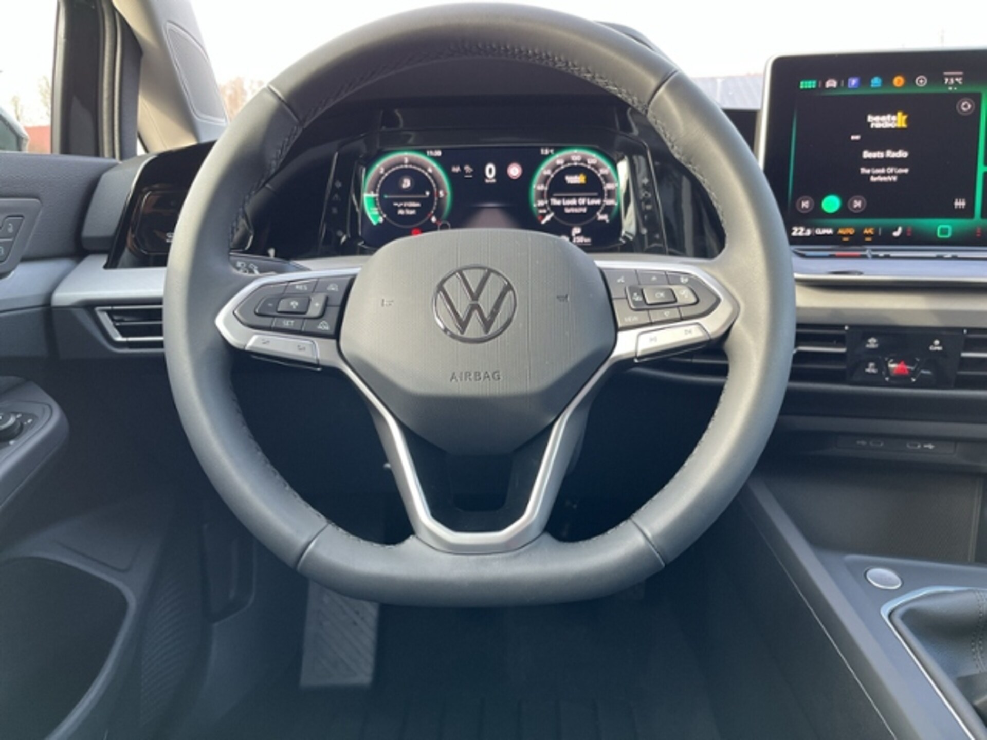 Volkswagen Golf Life