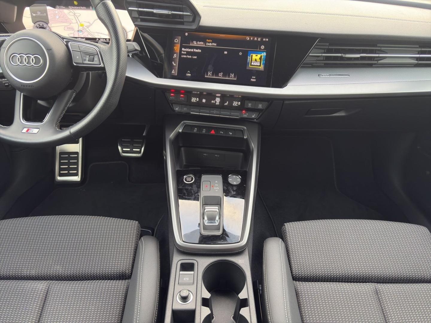 Bild über Audi A3 Sportback advanced 30 TFSI S tronic - für weitere Informationen kontaktieren Sie den Audi Partner