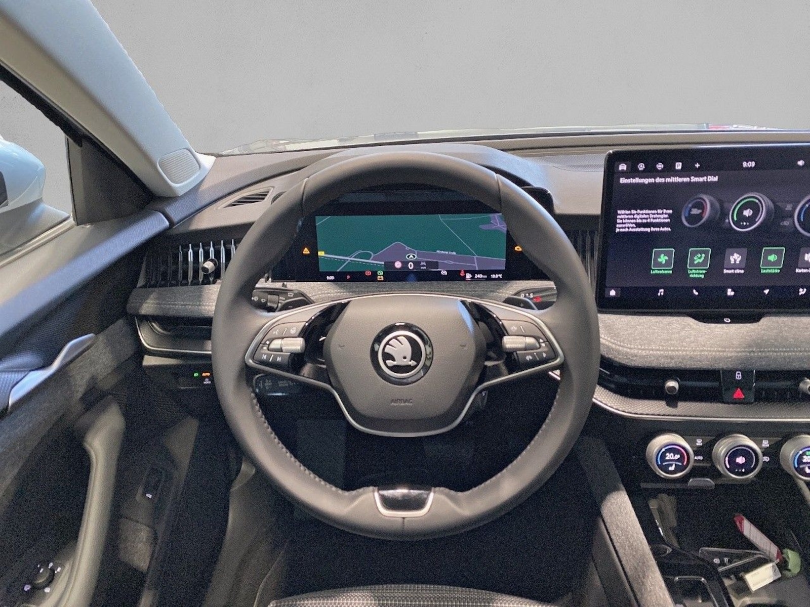 Škoda Superb Combi – Bild 11