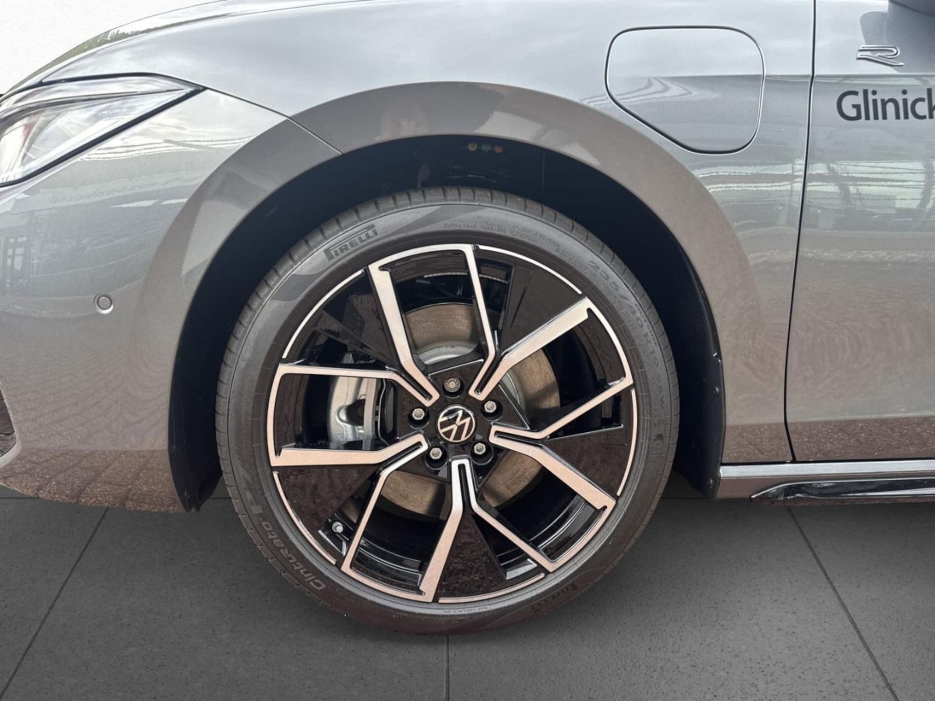 Volkswagen Passat R-Line