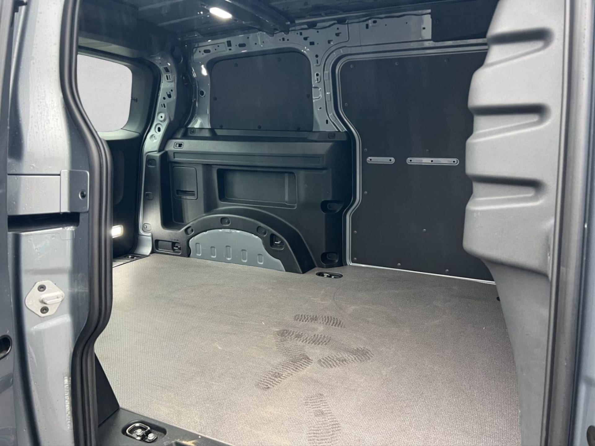 Volkswagen ID. Buzz Cargo Basis-Modell