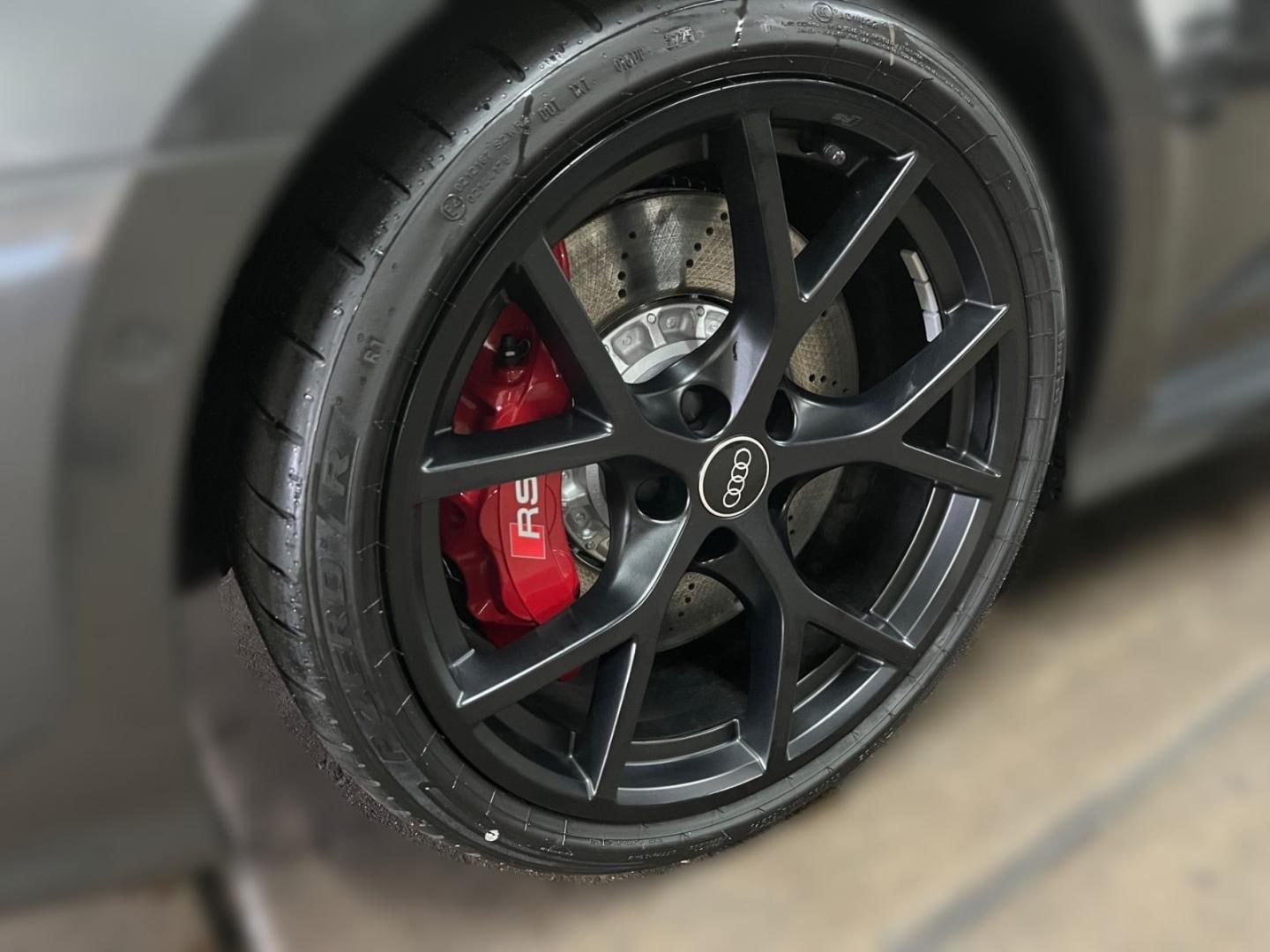 Bild über Audi RS 3 Limousine TFSI quattro 294 kW S tronic - für weitere Informationen kontaktieren Sie den Audi Partner