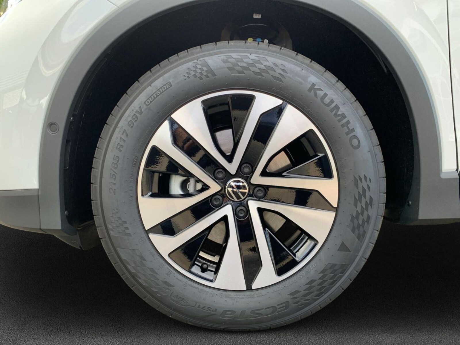 Volkswagen Tiguan – Bild 7