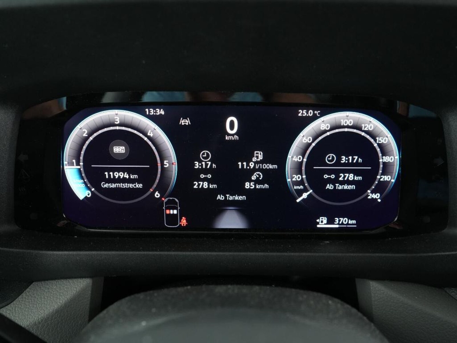 Volkswagen Crafter Kasten mittlerer Radstand – Bild 7