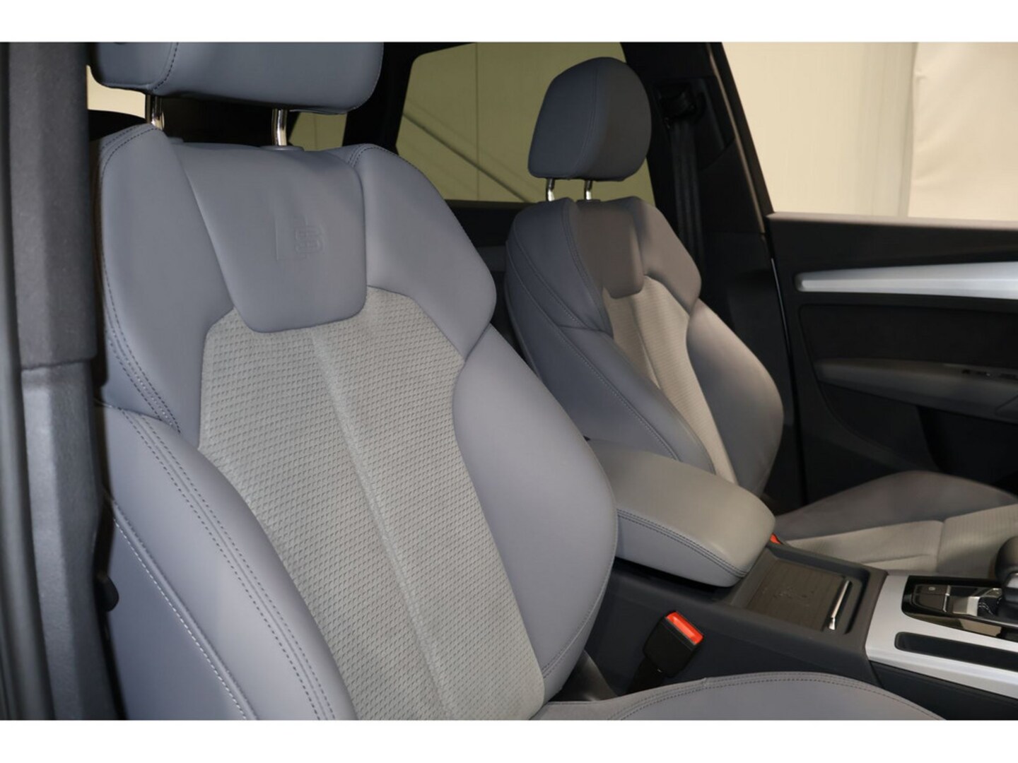 Bild über Audi Q5 40 TDI quattro S tronic - für weitere Informationen kontaktieren Sie den Audi Partner