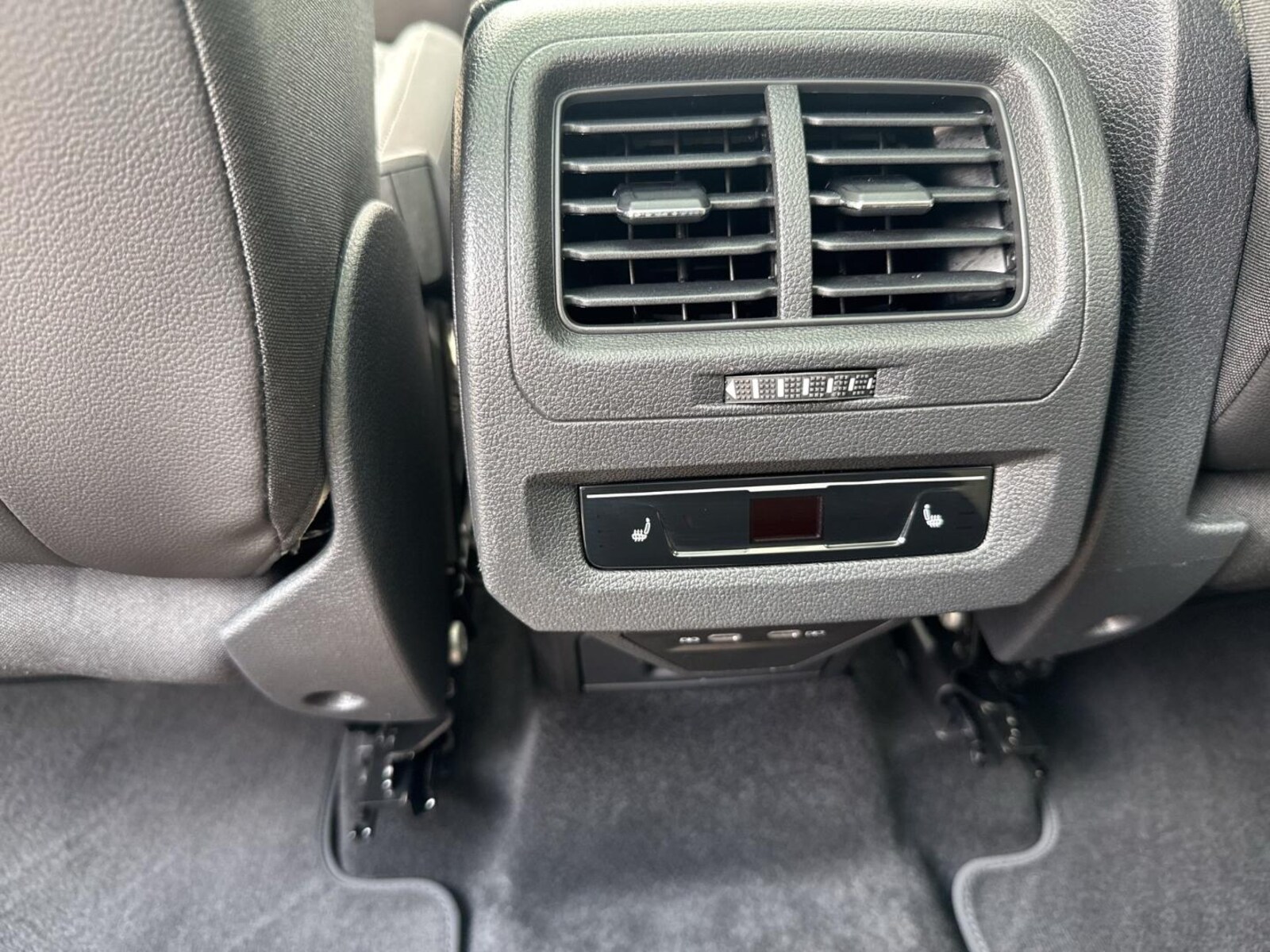 Volkswagen Touran – Bild 22