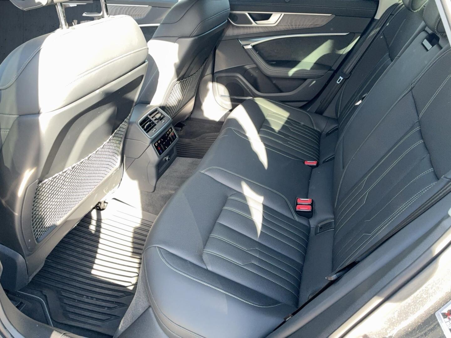 Bild über Audi S6 Limousine TDI quattro tiptronic - für weitere Informationen kontaktieren Sie den Audi Partner