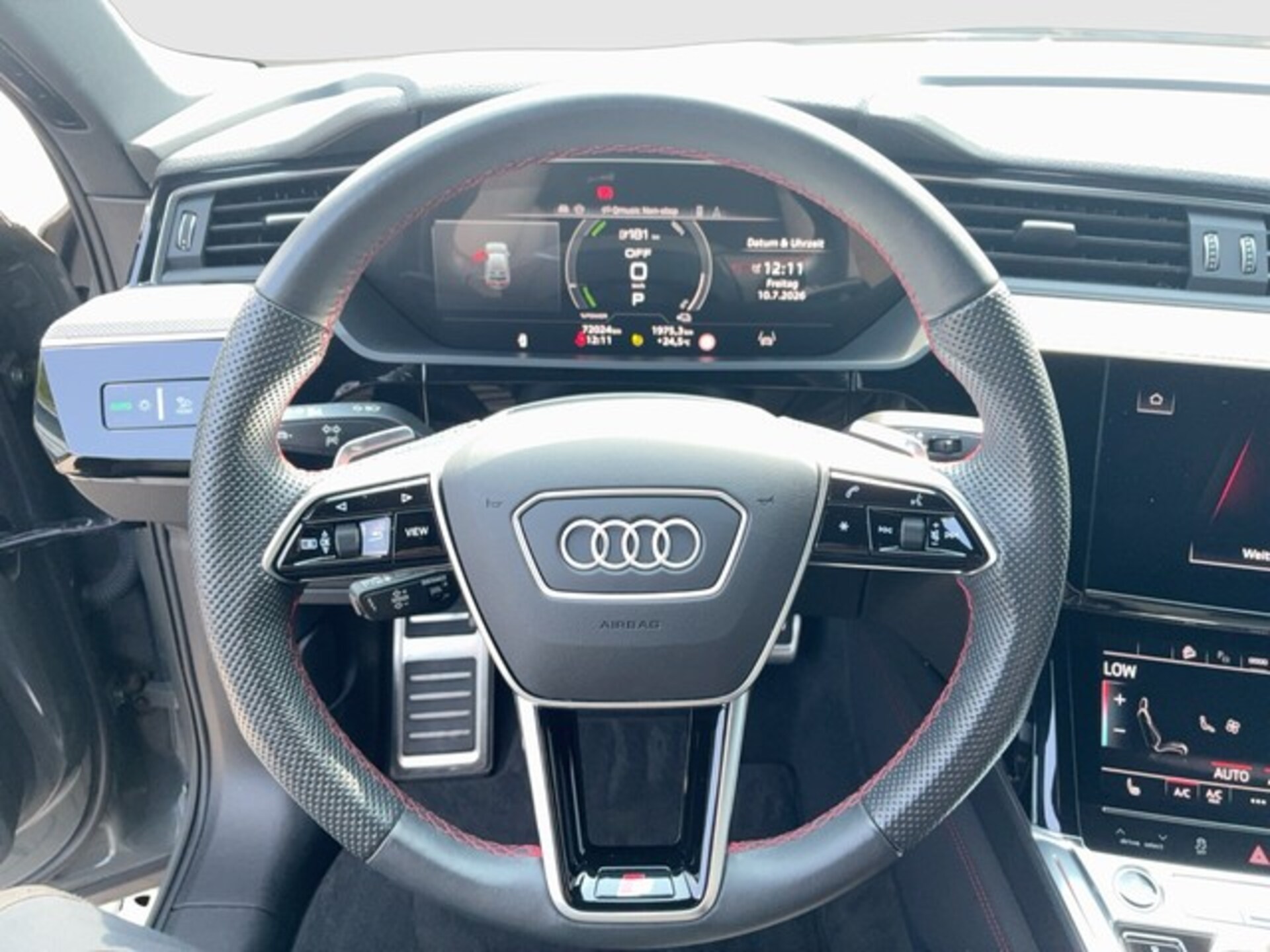 Audi Q8 Sportback e-tron S line