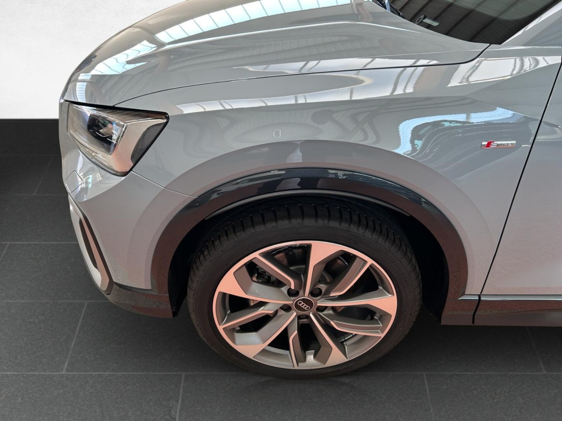 Audi Q2 S line