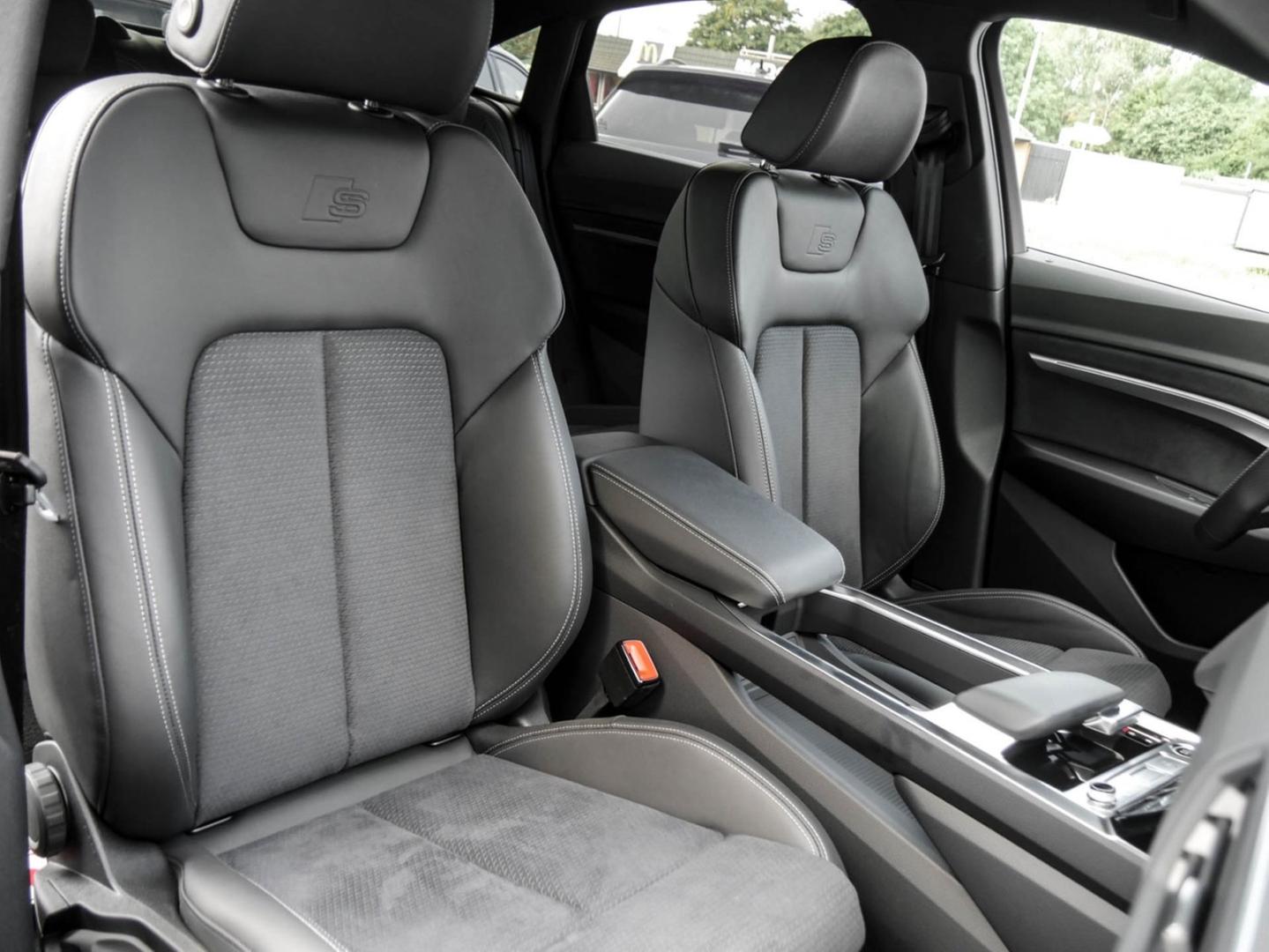 Image about Audi Q8 Sportback e-tron advanced 55 e-tron quattro