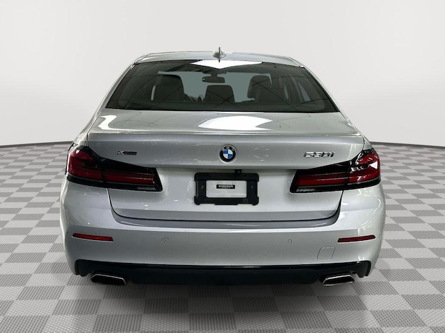 2021 BMW 530i