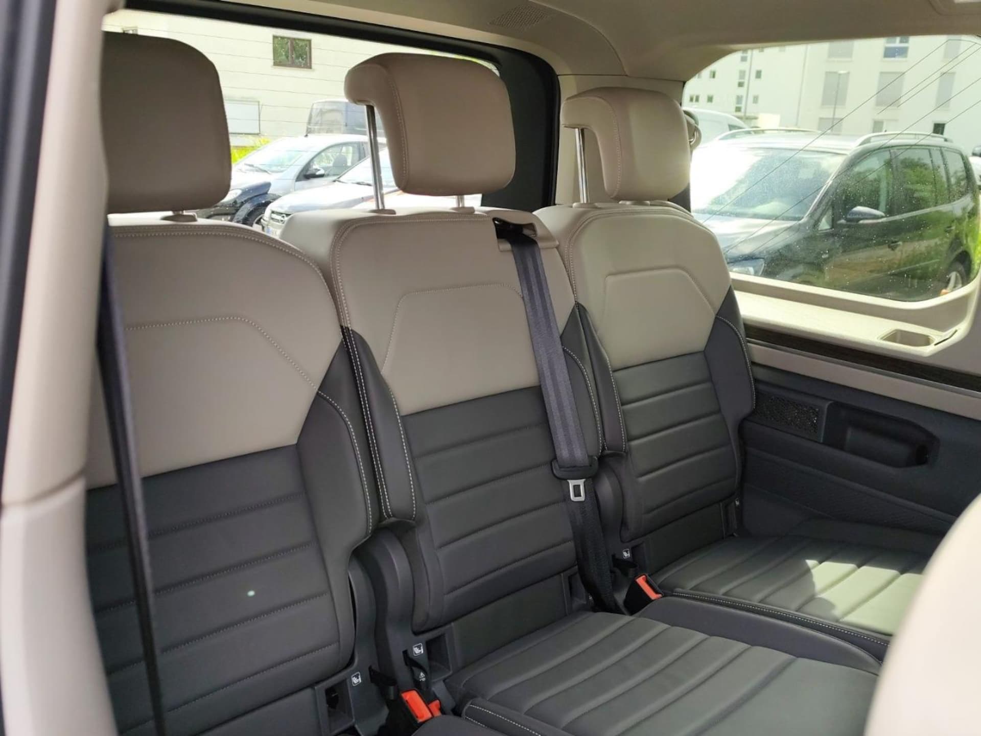 Volkswagen Multivan Style