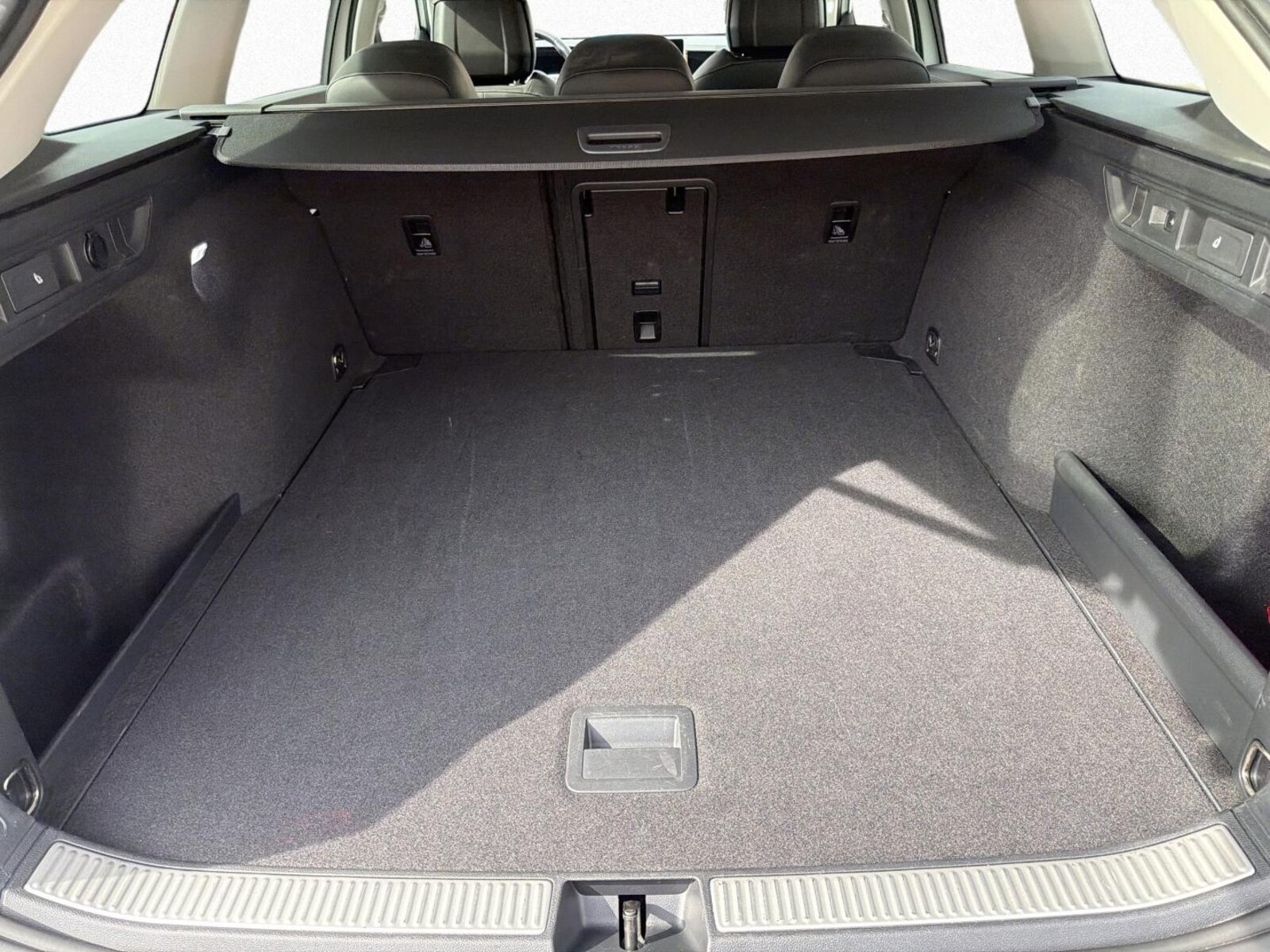 Volkswagen Passat – Bild 9