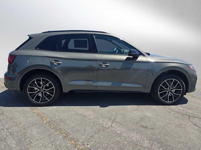 2023 Audi SQ5