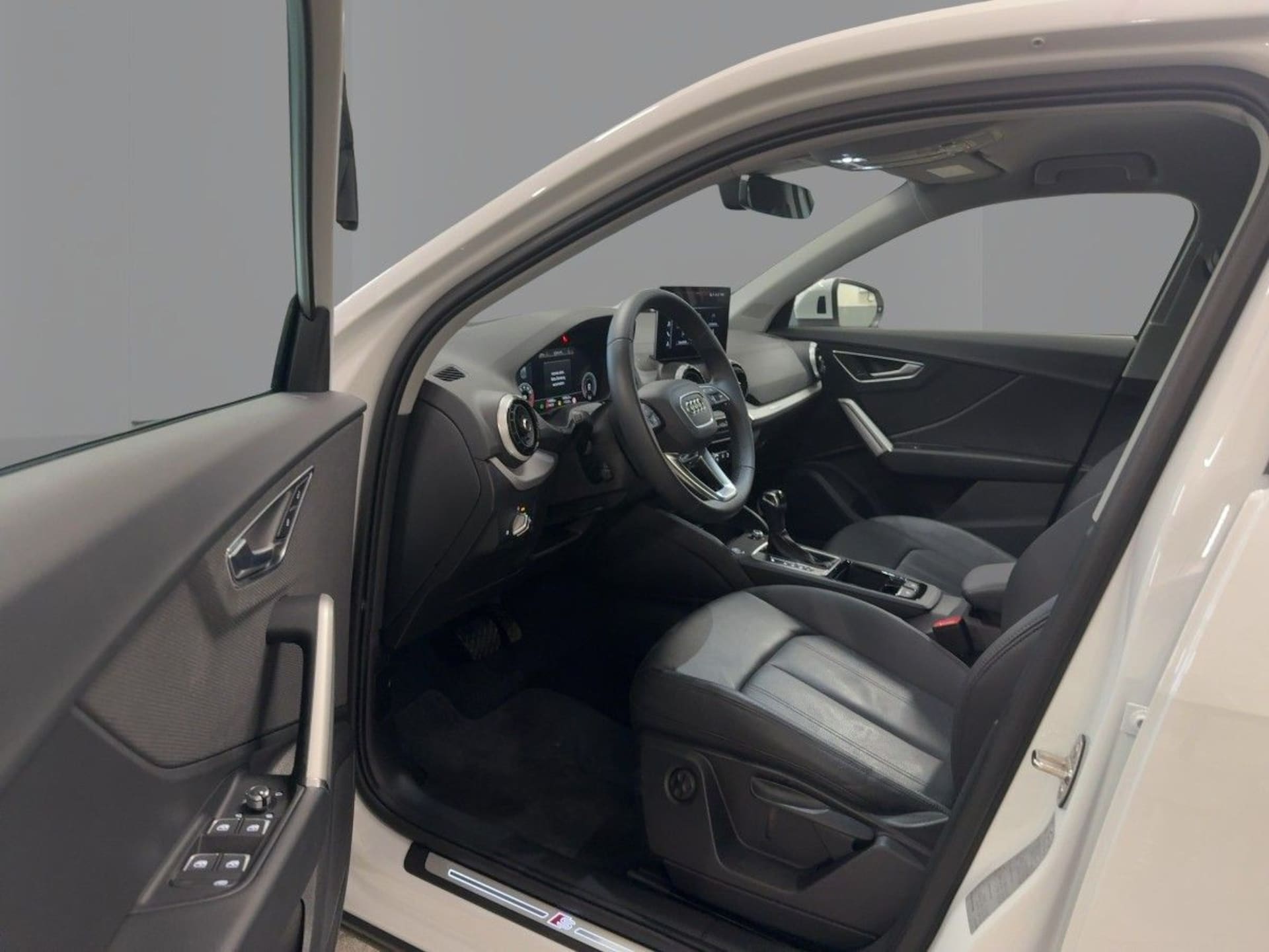 Audi Q2 S line