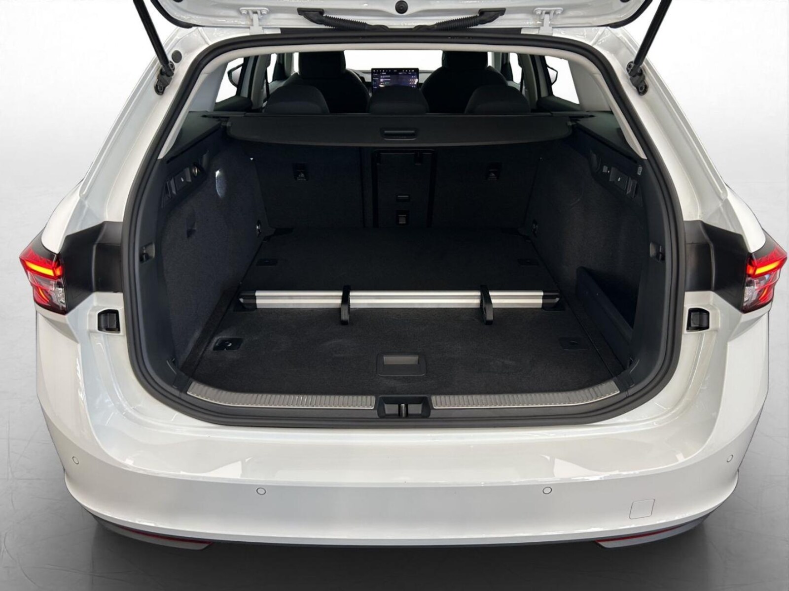 Škoda Superb Combi – Bild 12