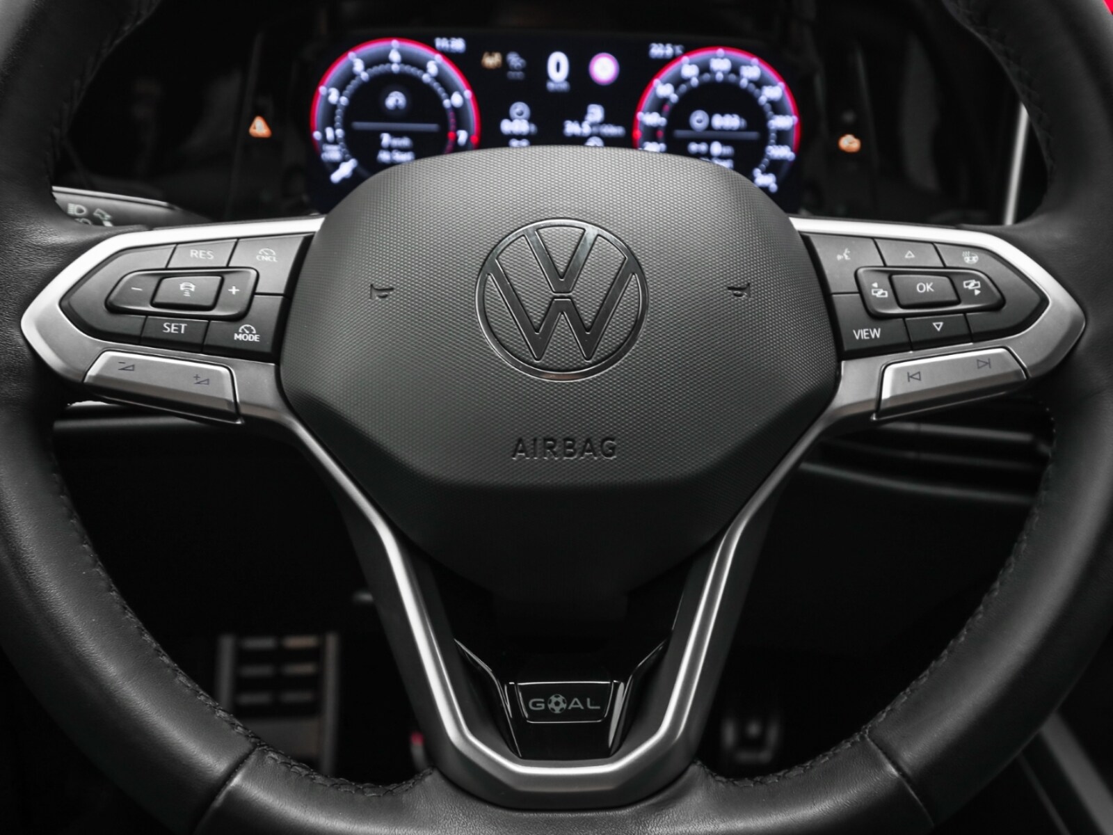 Volkswagen Golf Variant – Bild 8