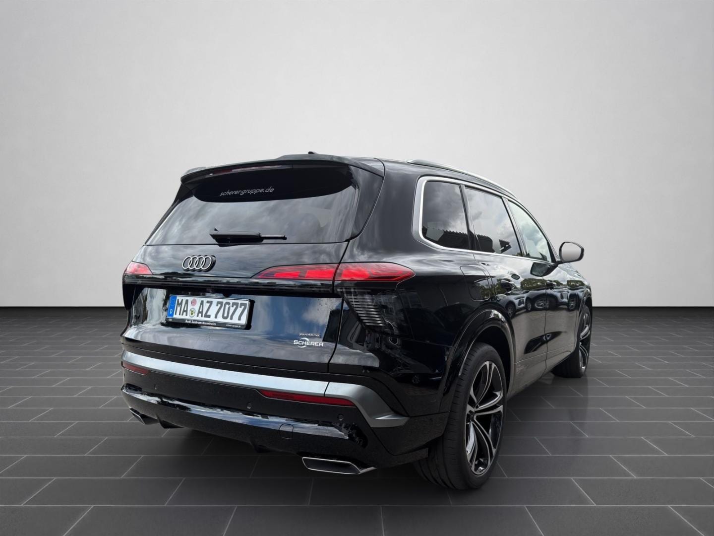 Bild über Audi Q7 SUV TDI quattro 220 kW tiptronic - für weitere Informationen kontaktieren Sie den Audi Partner