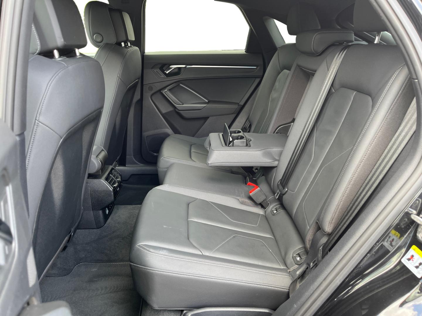 Image about Audi Q3 Sportback TFSI e 45 TFSI e S tronic