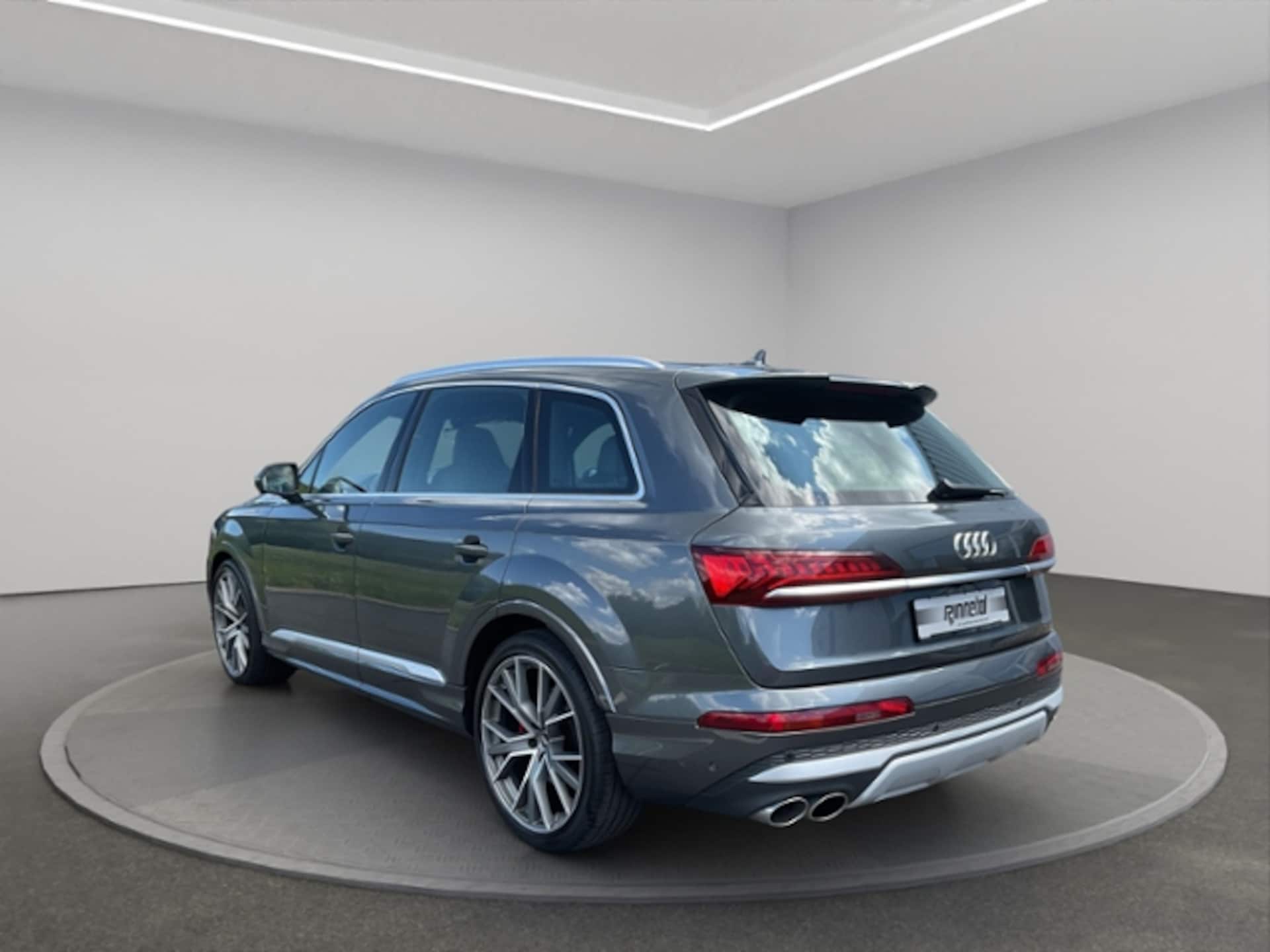 Audi SQ7 SUV
