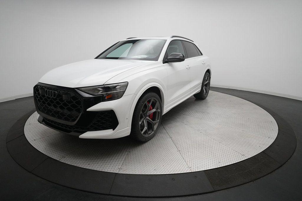 2026 Audi RS Q8 -'s photo