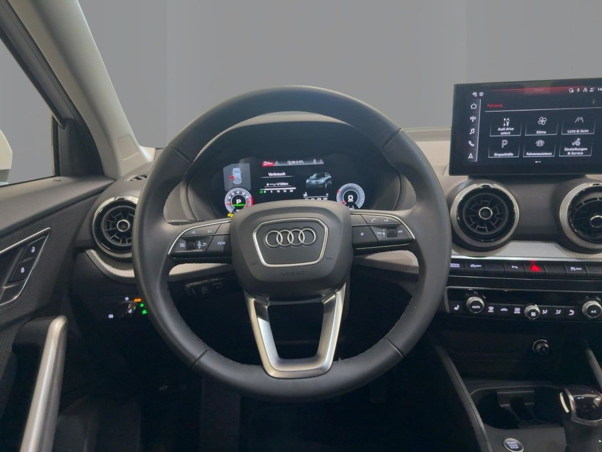 Audi Q2 S line