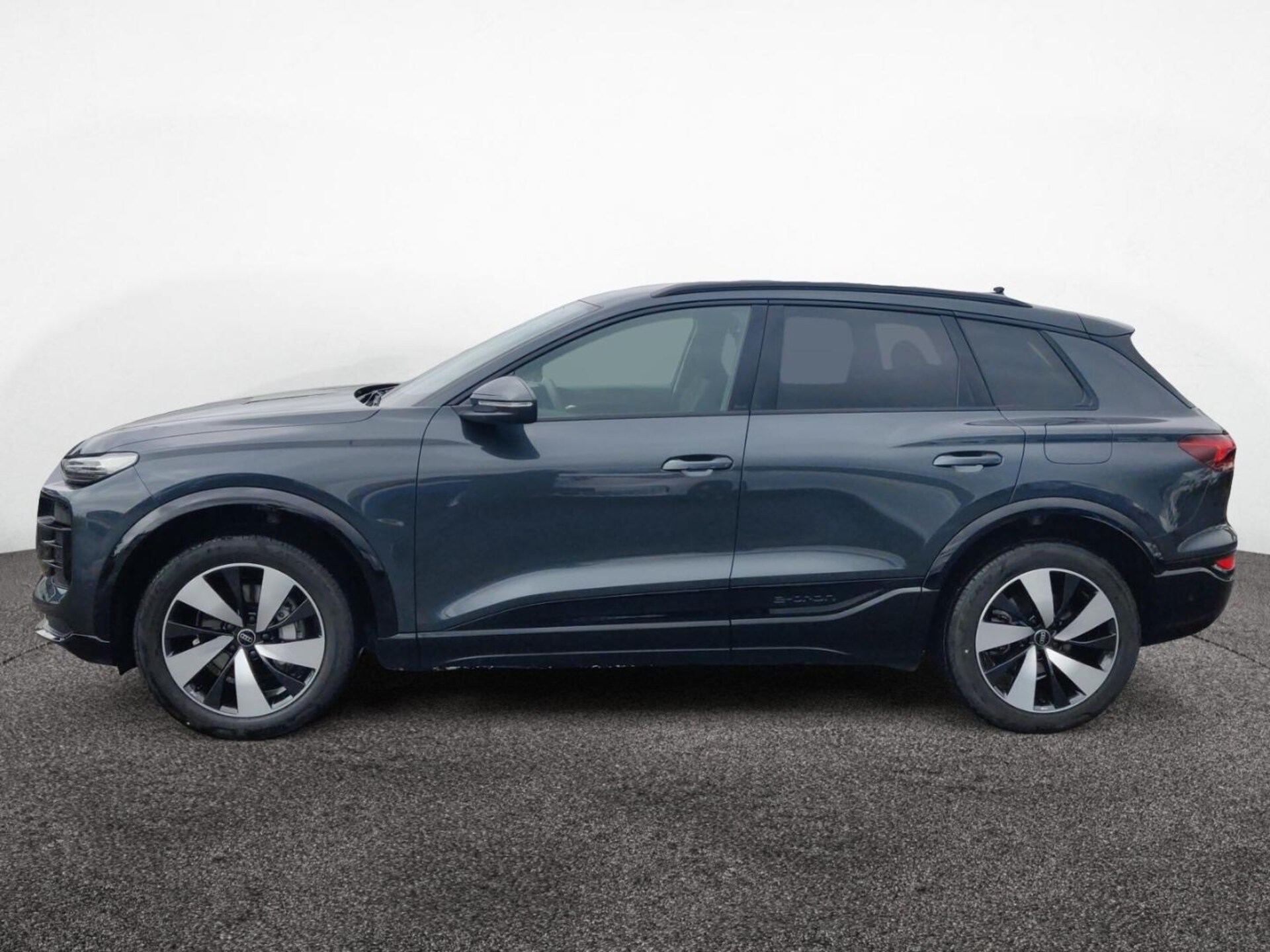 Audi Q6 SUV e-tron