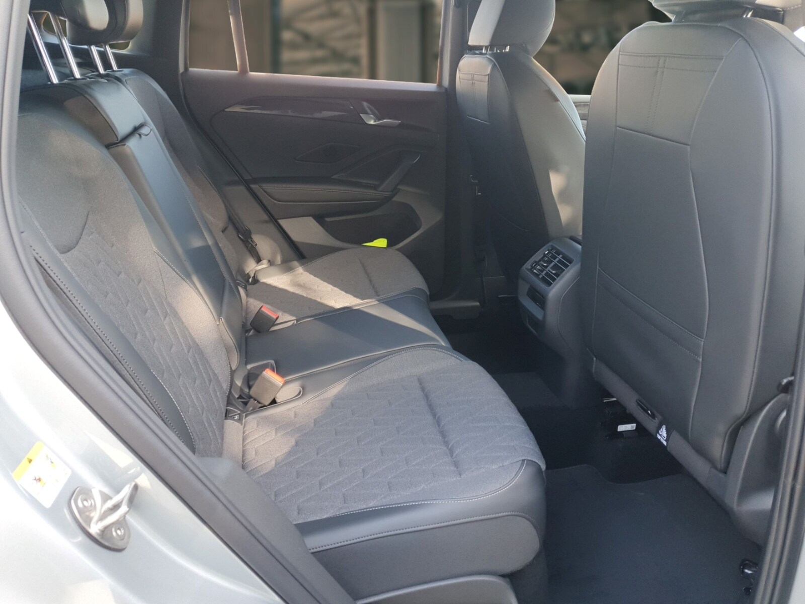 Volkswagen Tiguan – Bild 10