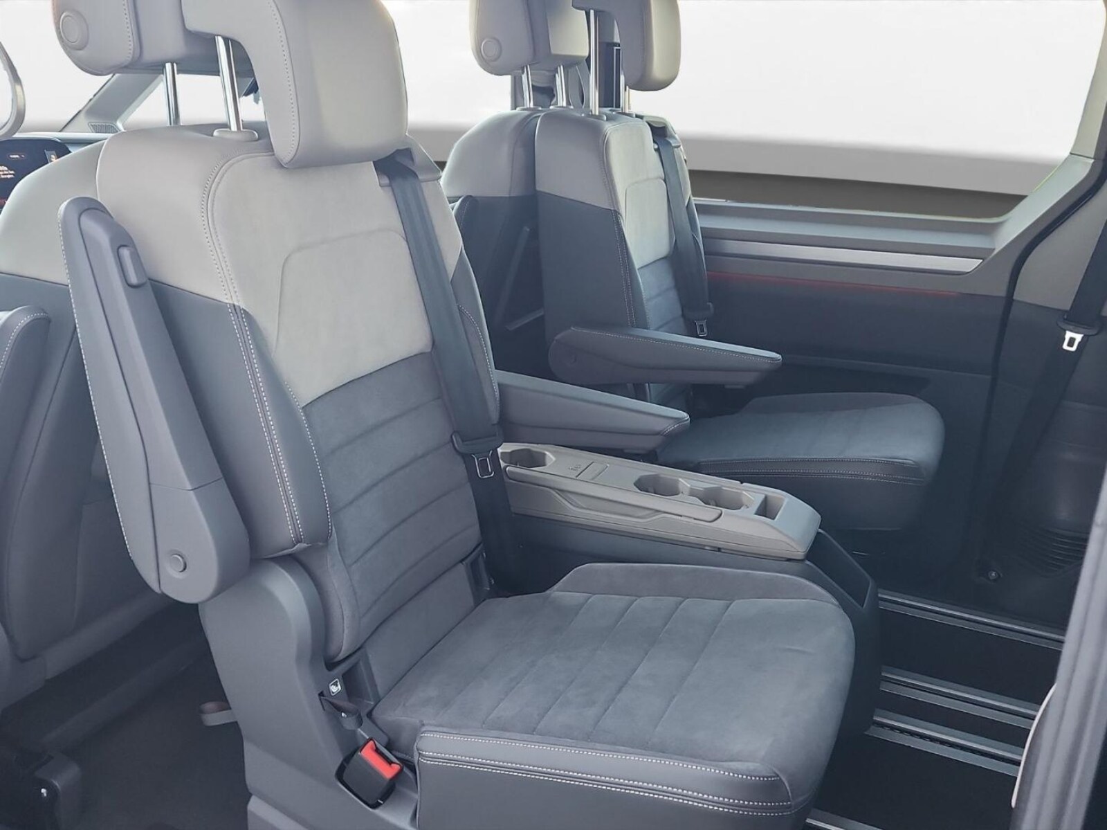 Volkswagen Multivan Langversion – Bild 14