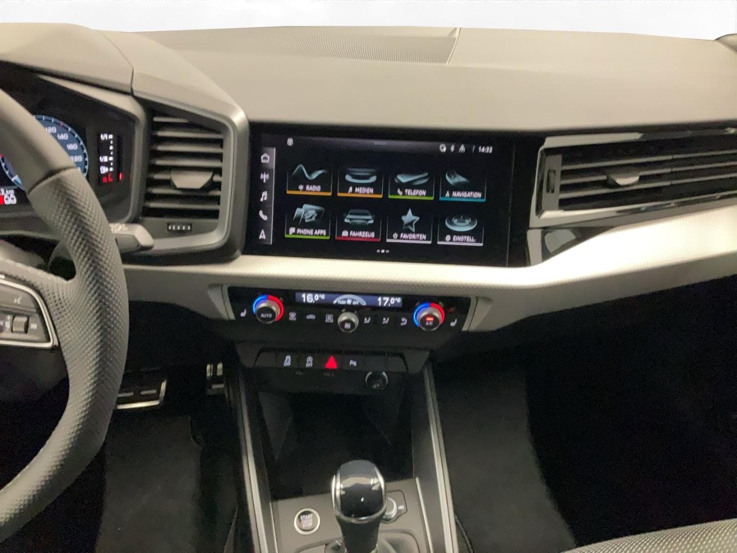 Bild über Audi A1 Sportback S line 30 TFSI S tronic - für weitere Informationen kontaktieren Sie den Audi Partner