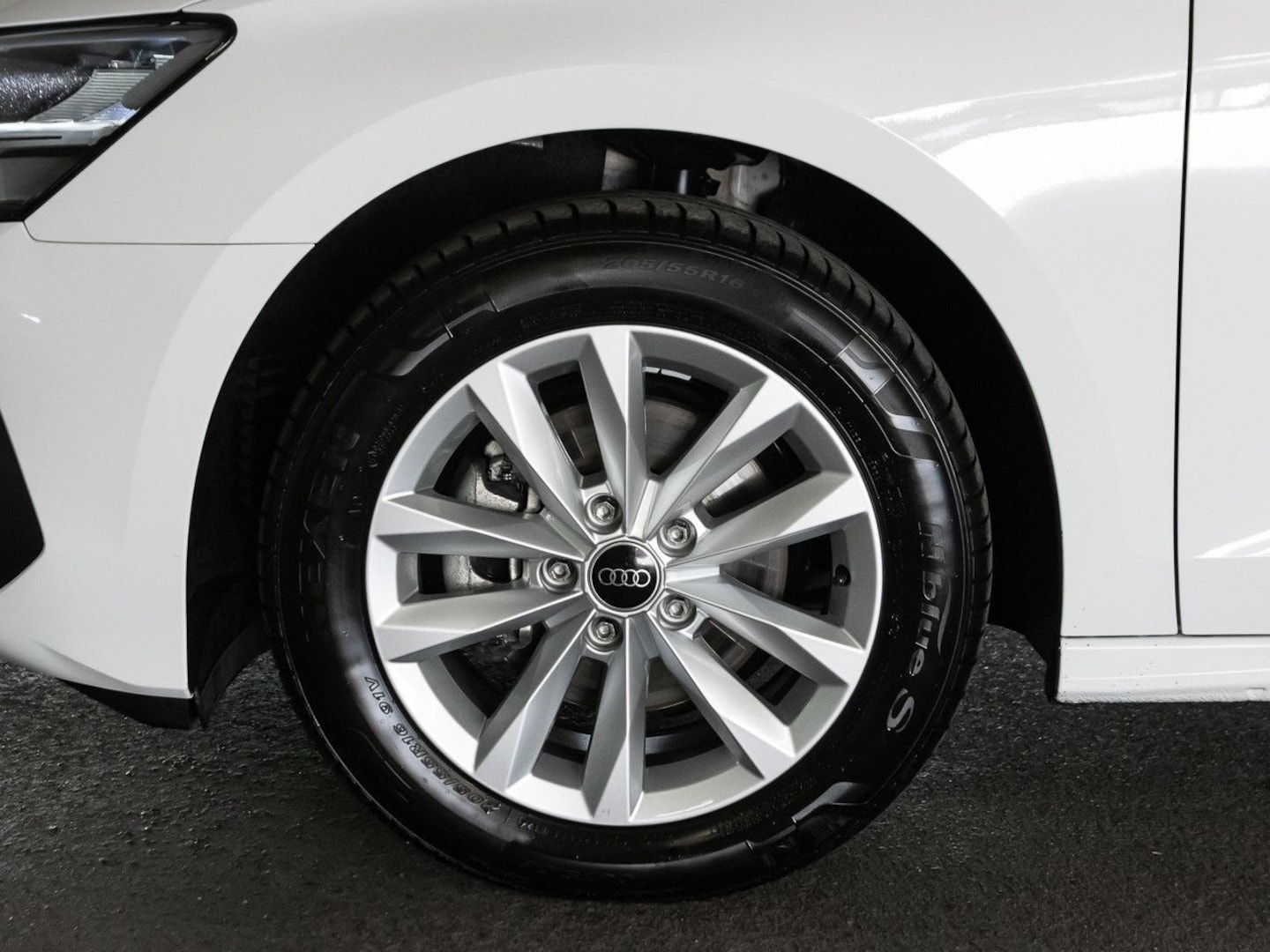Bild über Audi A3 Sportback 35 TFSI Schaltgetriebe - für weitere Informationen kontaktieren Sie den Audi Partner