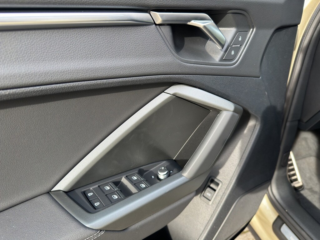 Image about Audi Q3 Sportback S line 40 TFSI quattro S tronic