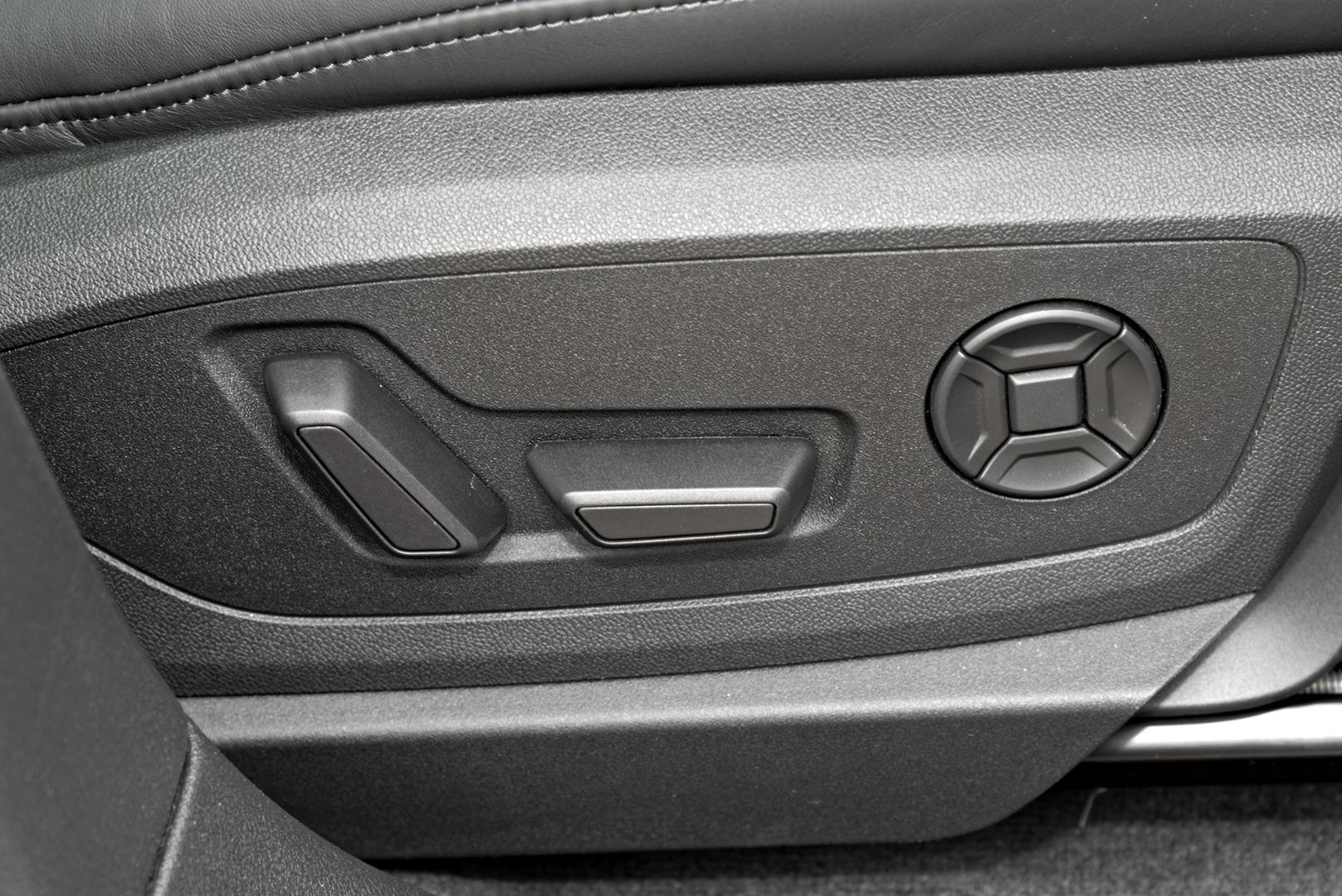 Image about Audi Q8 Sportback e-tron 55 e-tron quattro S line 300,00 kW