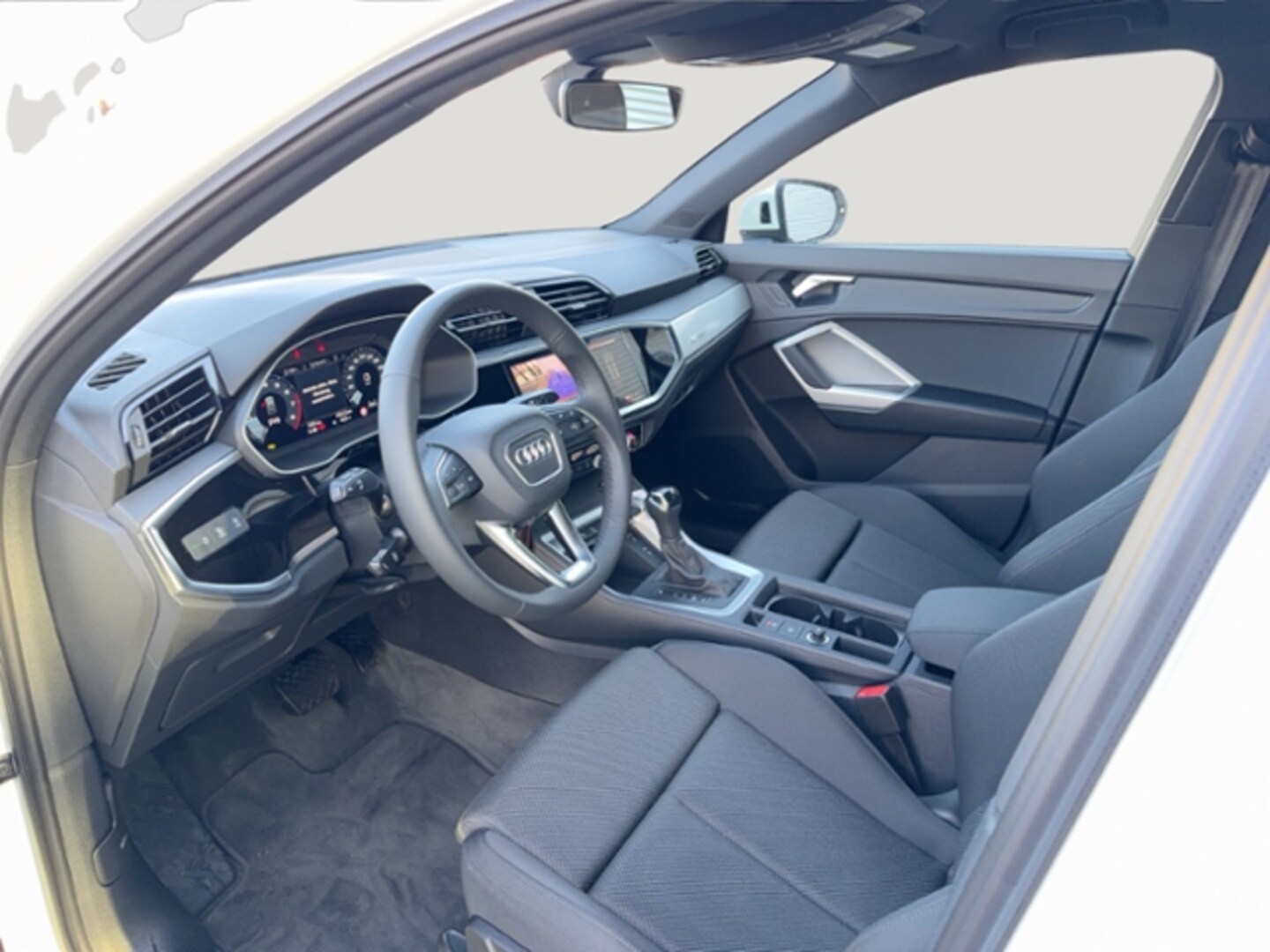 Bild über Audi Q3 TFSI 110 kW S tronic - für weitere Informationen kontaktieren Sie den Audi Partner