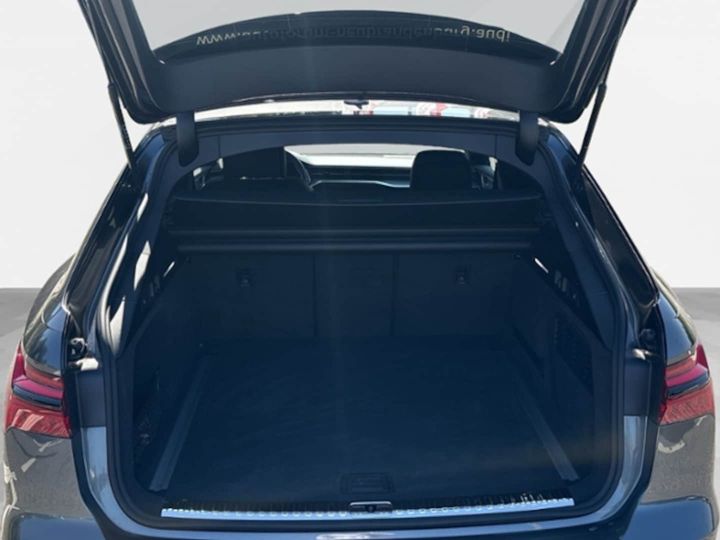 Bild über Audi A6 Avant S line 50 TDI quattro tiptronic - für weitere Informationen kontaktieren Sie den Audi Partner