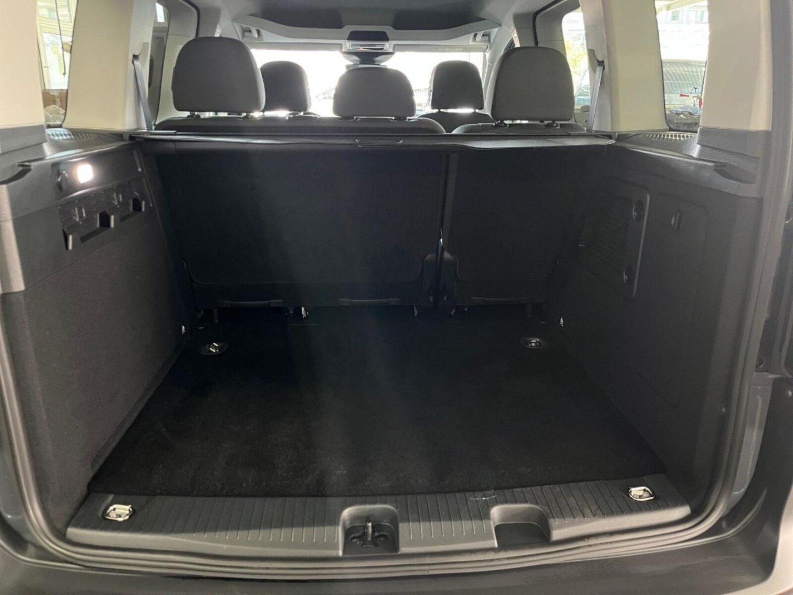 Volkswagen Caddy – Bild 13