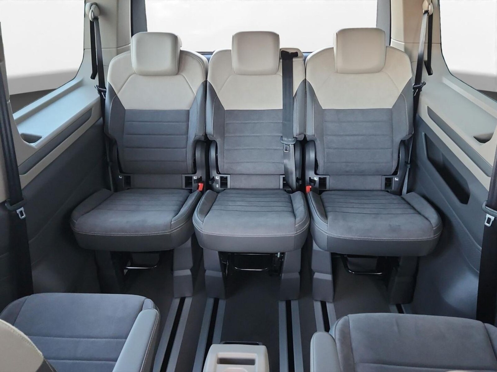 Volkswagen Multivan Langversion – Bild 15