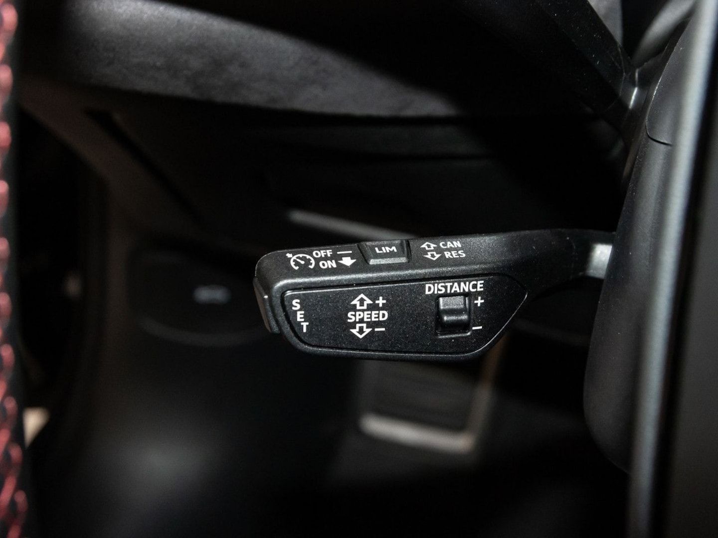 Bild über Audi A6 Avant TFSI quattro 270 kW S tronic - für weitere Informationen kontaktieren Sie den Audi Partner