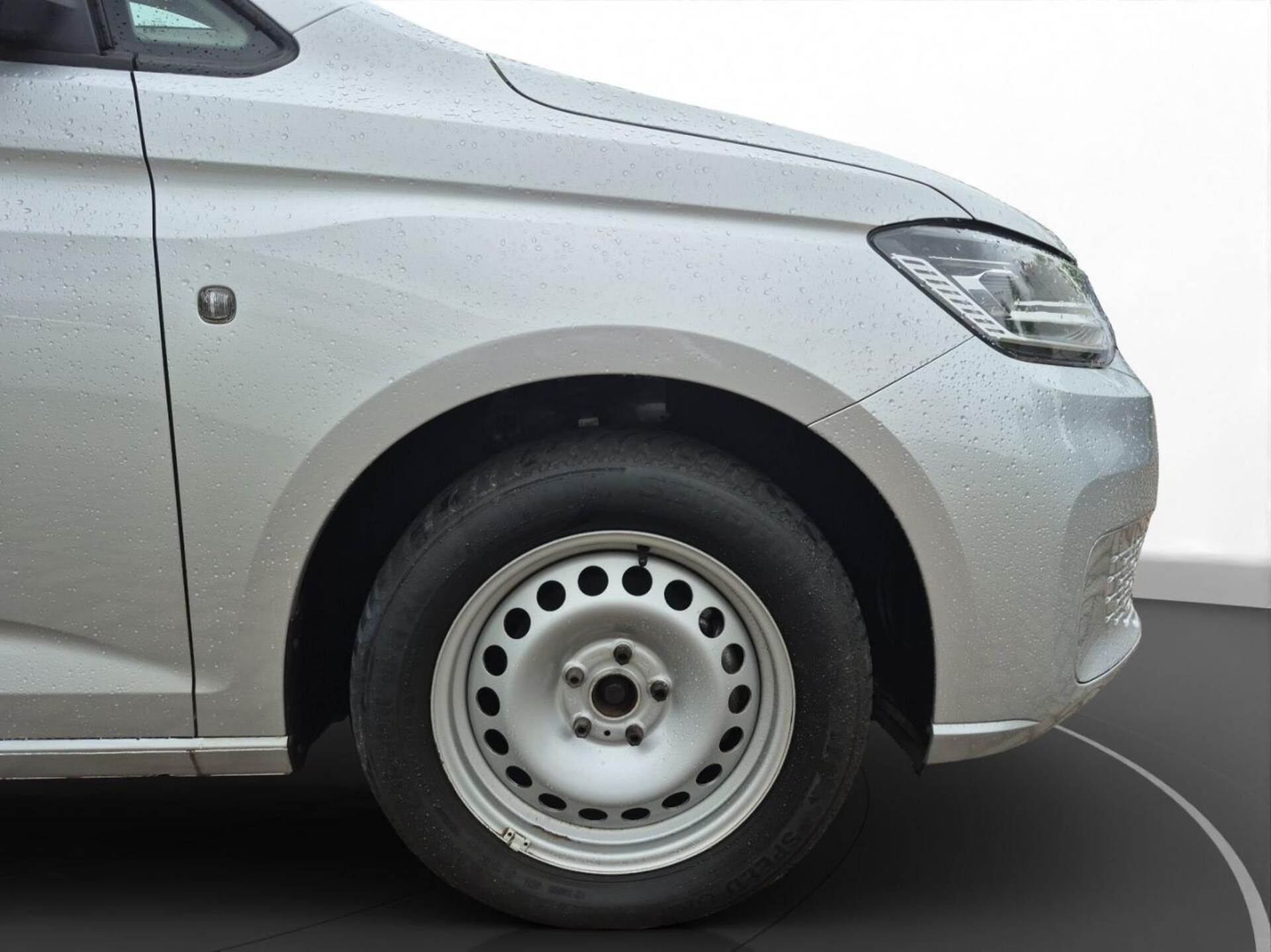 Volkswagen Caddy Basis-Modell