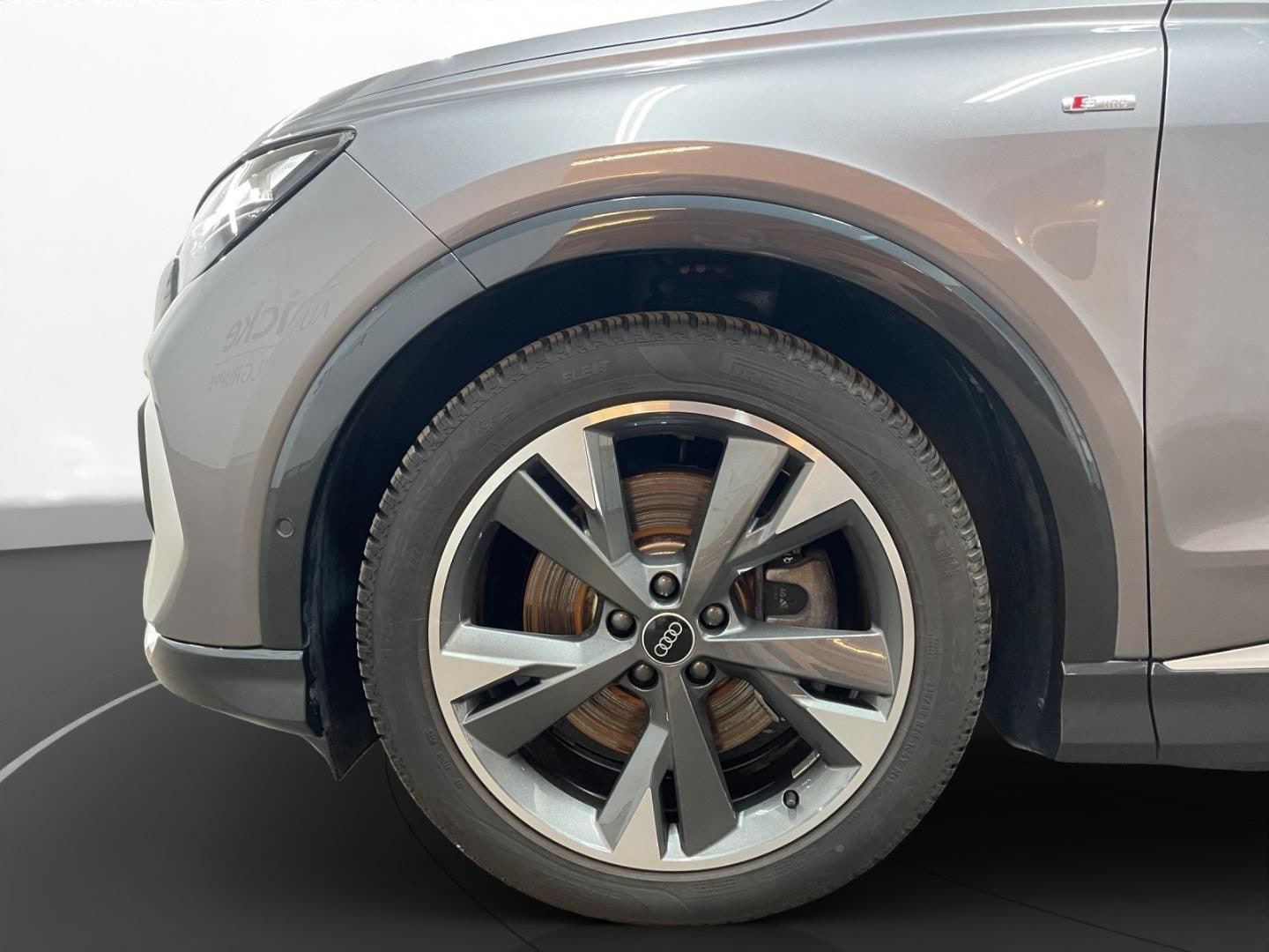 Bild über Audi Q4 Sportback e-tron 40 e-tron - für weitere Informationen kontaktieren Sie den Audi Partner