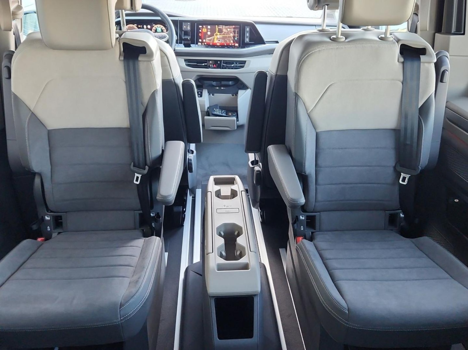 Volkswagen Multivan Langversion – Bild 16