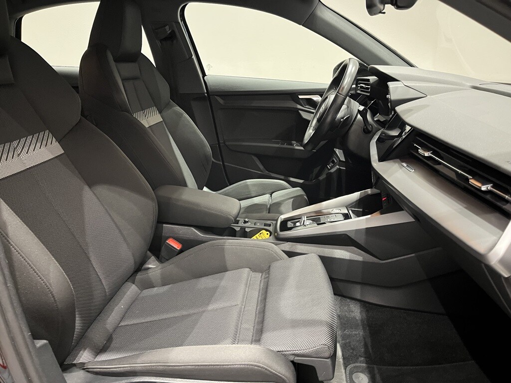 Bild som visar&nbsp;Audi A3 Sedan&nbsp;A3 Sedan 35 TFSI Proline advanced 150 hk S tronic - för mer information kontakta din Audi Partner