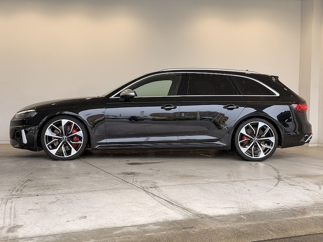 Audi RS 4 Avant RS 4 Avant for more details contact your dealer